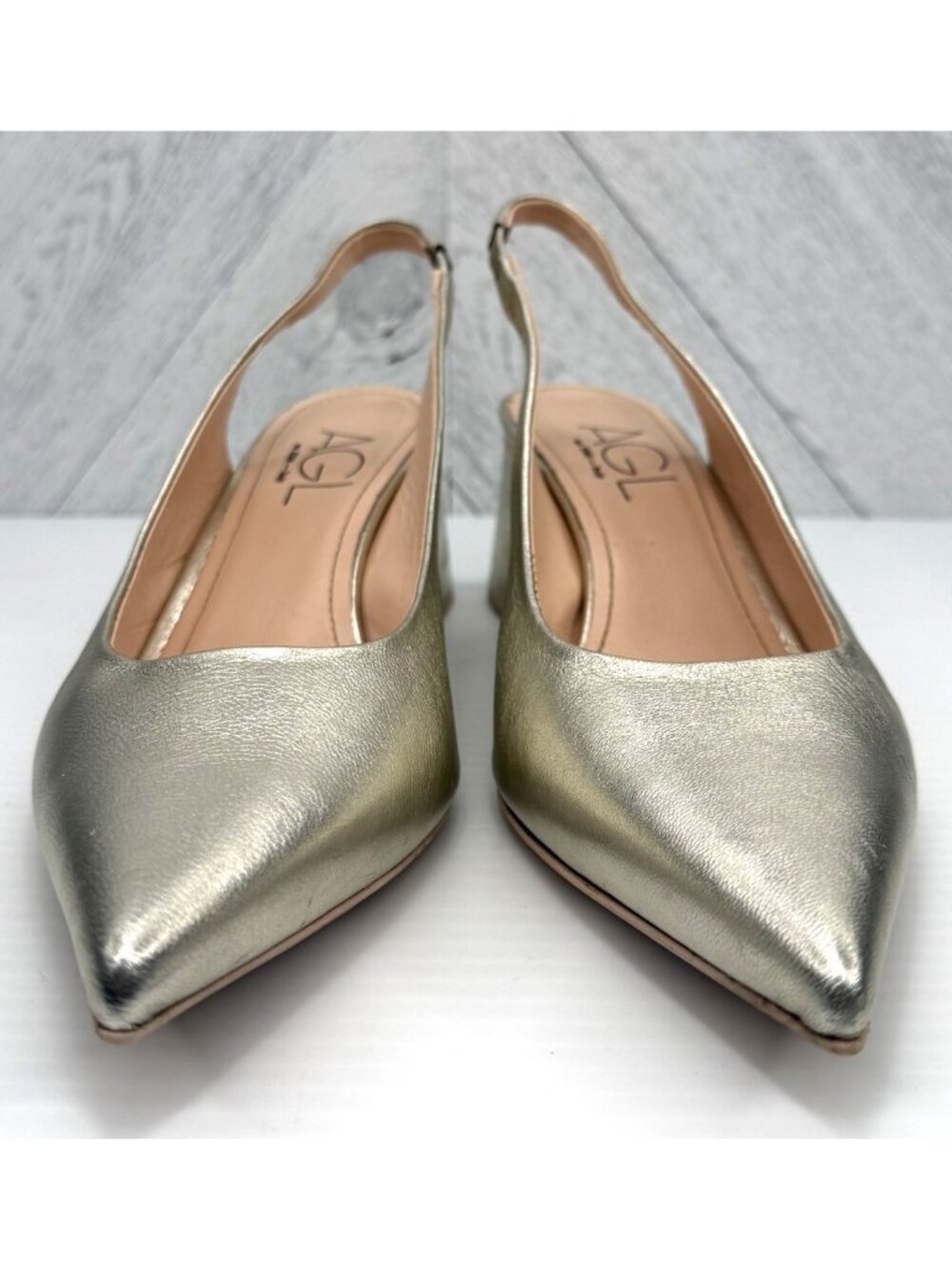 AGL Dodi Slingback Pumps Womens 8.5 Gold Metallic Leather Pointed Block Heel - Picture 2 of 16